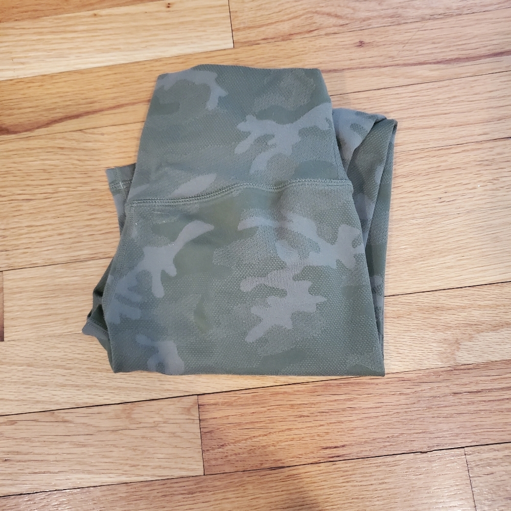 Ptula Green Mystique leggings